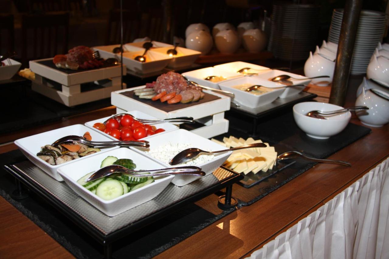 Landhotel Trakehnerhof Eppendorf  ภายนอก รูปภาพ