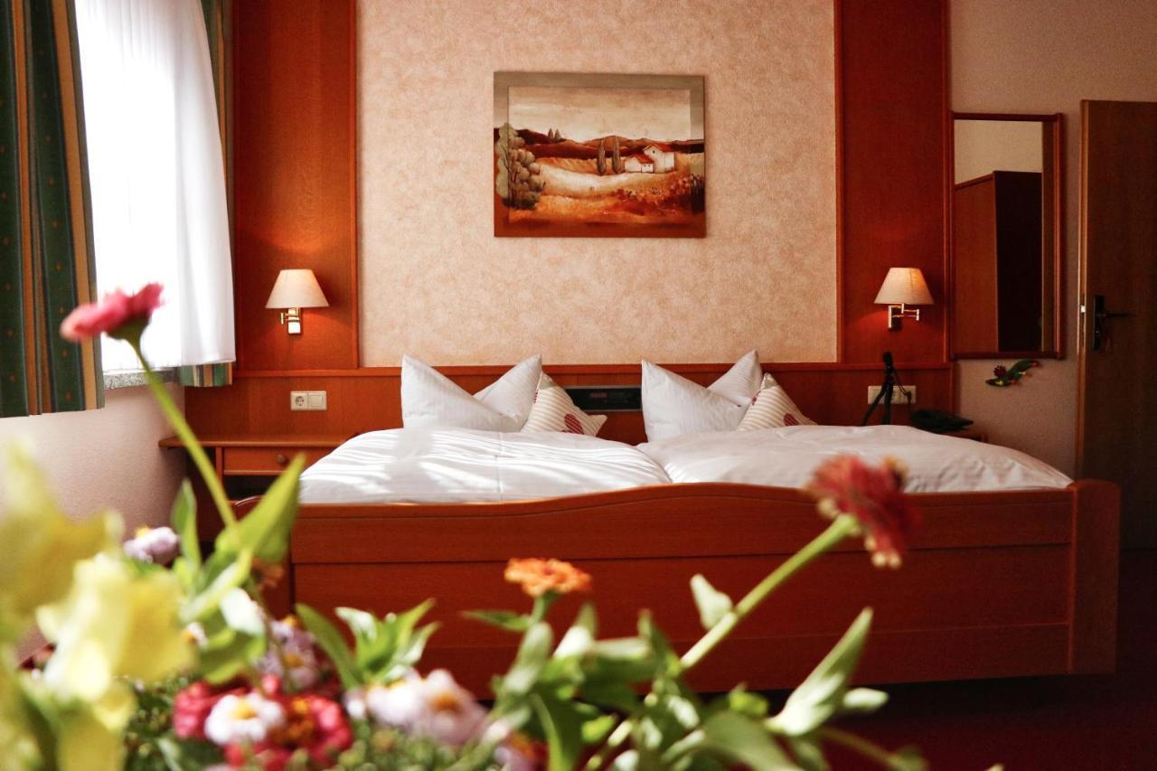 Landhotel Trakehnerhof Eppendorf  ภายนอก รูปภาพ
